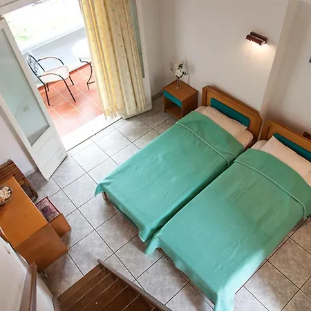 Averto Hotel