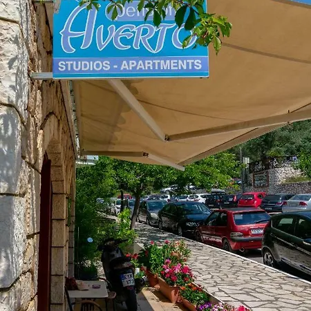 Averto Hotel 3*
